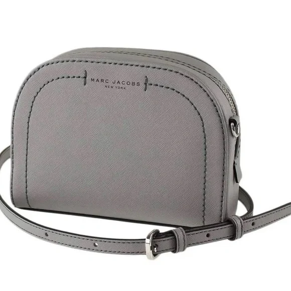 Marc Jacobs Elegant Gray Crossbody Bag - Picture 3 of 3